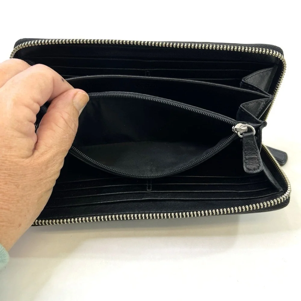 Vtg Coach Zip Around Accordion Wallet Black Signature Canvas Leather Buckle 8x4